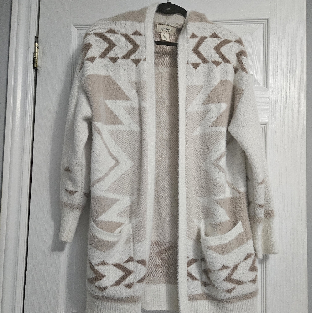 Jessica Simpson Cozy Geometric Patterned Sweater - Cream and Brown Sz M